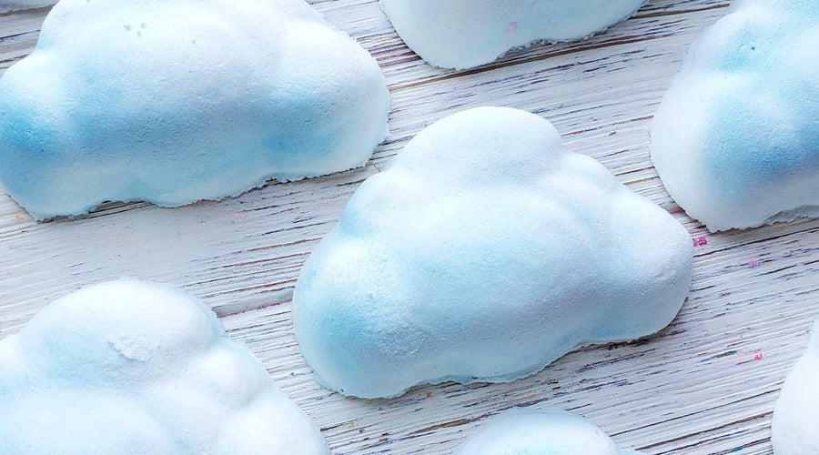 How to use rainbow embed bars inside your DIY bath bombs?